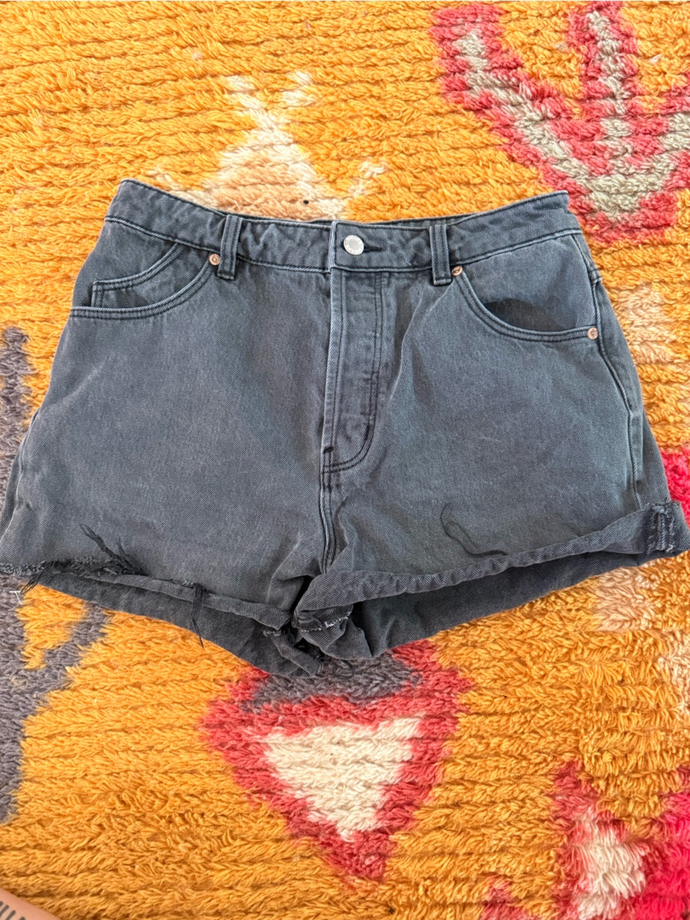 Rolla’s original short high-rise cut off